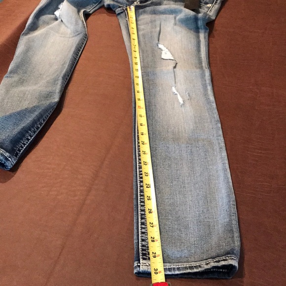 🎁EXPRESS Distressed Jeans - Picture 9 of 13